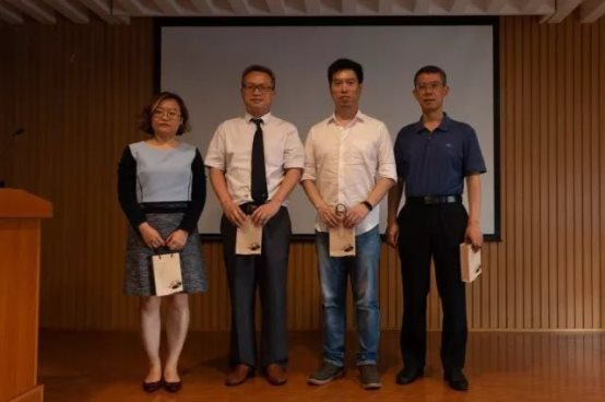 C:/Users/74157/AppData/Local/Temp/WeChat Files/b96cd0cf539aebe0fa3a933f9c0e510b.jpg